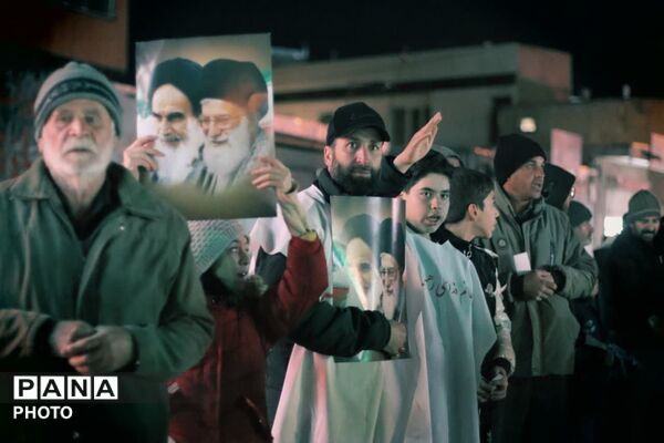 تجدید عهد با خون شهدا؛ «کفن‌پوشان» همدان شبانه بر آرمان‌های انقلاب ایستادند