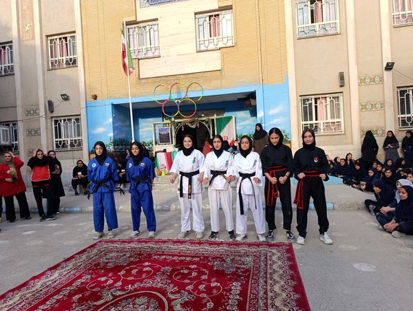 المپیاد ورزشی درون مدرسه ای در دبیرستان سروقد