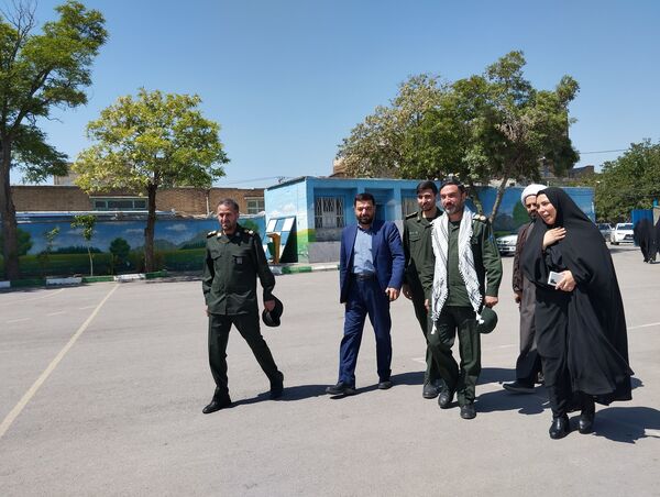 تجلیل از معلمان نمونه در مدرسه تقوا مشهد