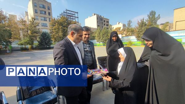 جشنواره غذای سالم در مدارس ناحیه ۶ مشهد