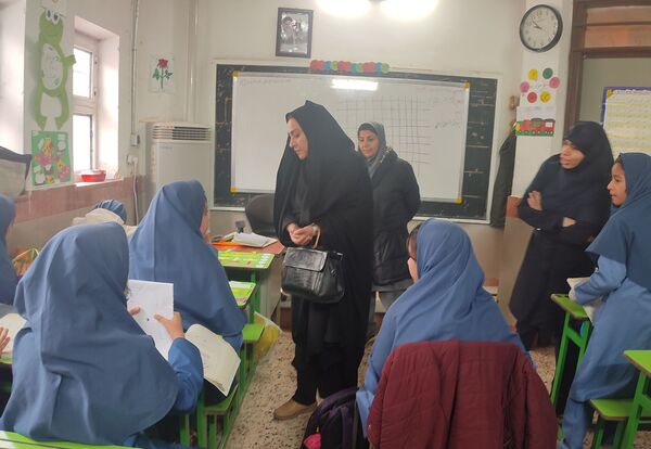 بازید راهبران آموزشی از دبیرستان میثاق منطقه تبادکان مشهد