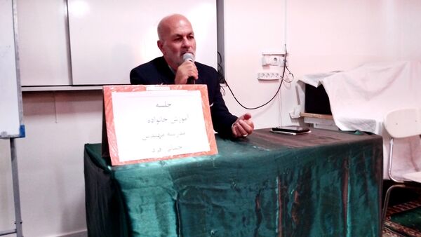 جلسه آموزش خانواده در مدرسه مهندس رحمانی فرد ناحیه ۱ مشهد مقدس