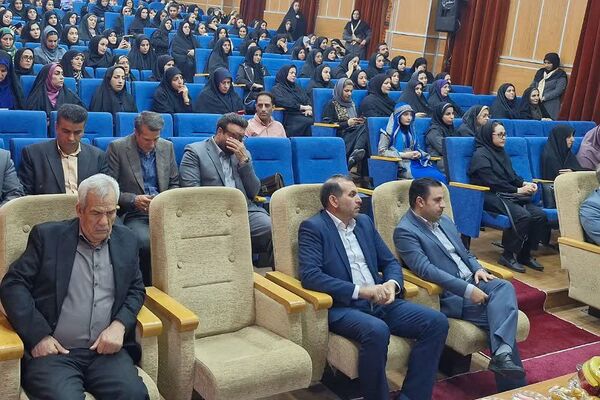 گرامیداشت هفته پیوند انجمن‌ و اولیا در قرچک