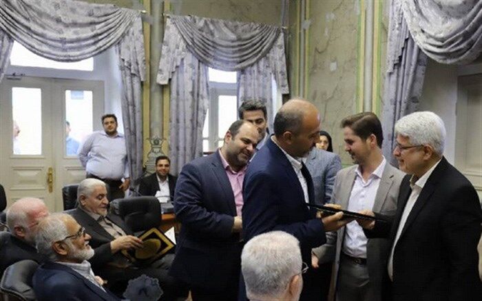 پیشکسوتان قرآنی کلانشهر رشت تجلیل شدند