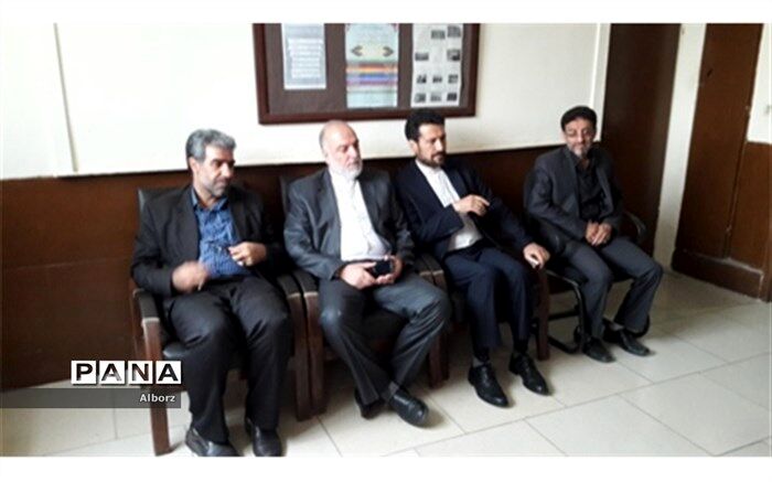 بازدید مسئولین البرز از حوزه های امتحانات نهایی ناحیه 3 کرج