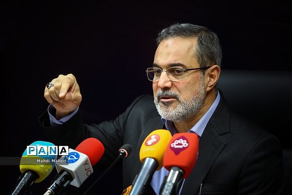 جلسه ستاد عالی تشکیلاتی گسترش و ارتقاء فعالیت های تربیت بدنی و ورزش دانش آموزان دختر کشور
