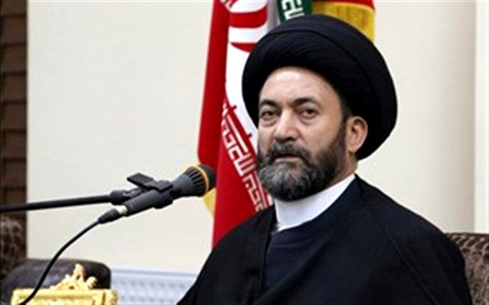 تسهیل ازدواج در جامعه از واجبات است