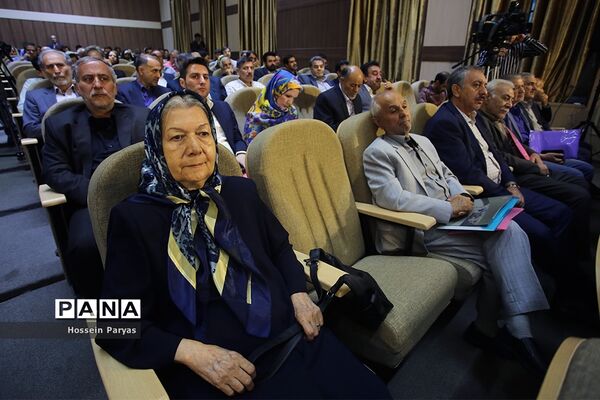 گردهمایی خیرین مدرسه‌ساز کشور در مدرسه دارالفنون تهران
