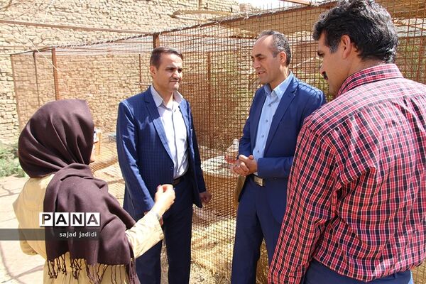 بازدید اعضای سازمان دانش آموزی  از اولین مدرسه طبیعت استان یزد