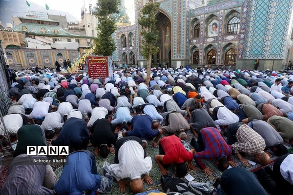 نماز عید فطر در امامزاده صالح(ع)