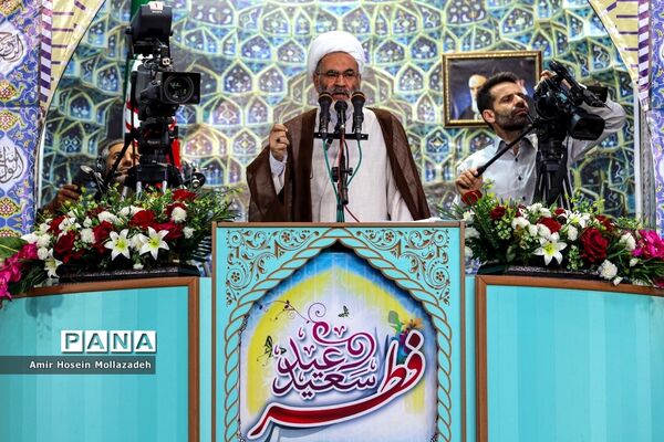 اقامه نماز عید سعید فطر در ارومیه