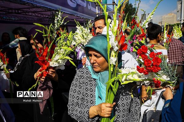 حضور پر شور و فعال دانش آموران پیشتاز در مراسم نماز عید فطر