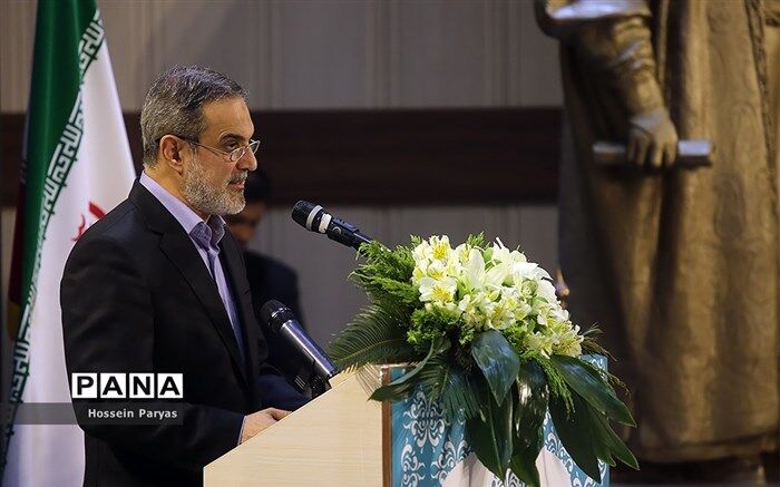 وزیر آموزش و پرورش خبر داد: تسویه پاداش پایان خدمت بازنشستگان 96 در 3 مرحله