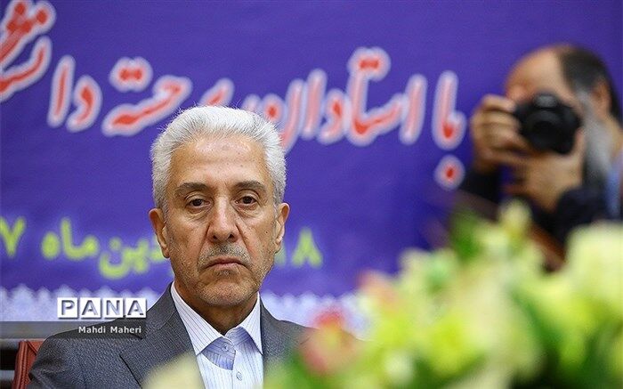 واکنش وزیر علوم به صدور احکام قضایی برای شماری از دانشجویان