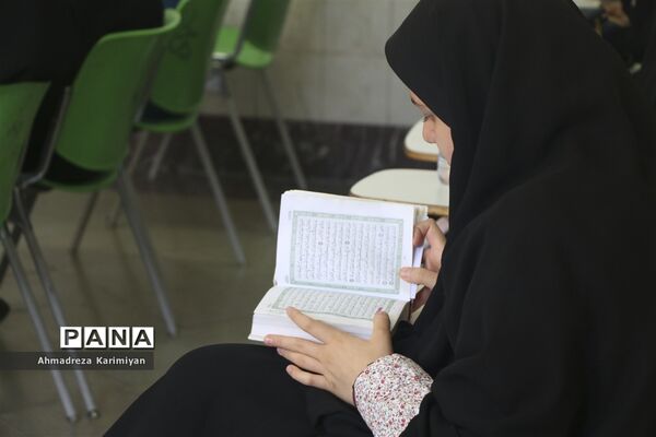 آغازسی و نهمین دوره از مسابقات دانش‌آموزی قرآنء عترت و نماز استان فارس