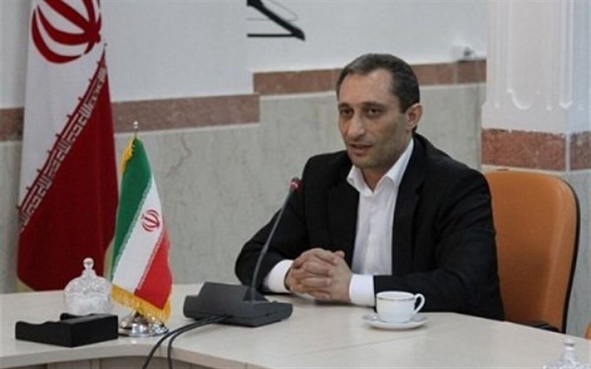فرماندار تبریز: مدرسه مهد فرهنگسازی است
