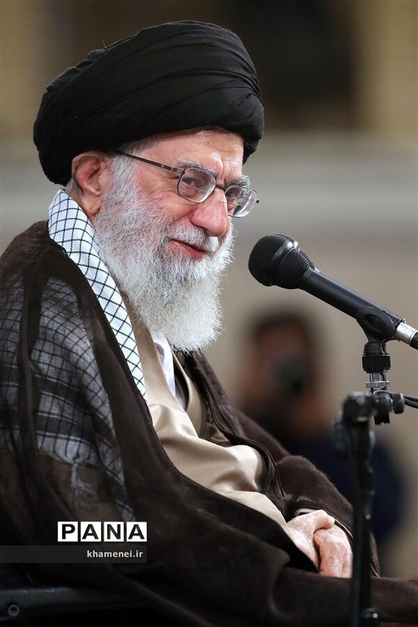 دیدار رئیس و نمایندگان مجلس شورای اسلامی با مقام معظم رهبری
