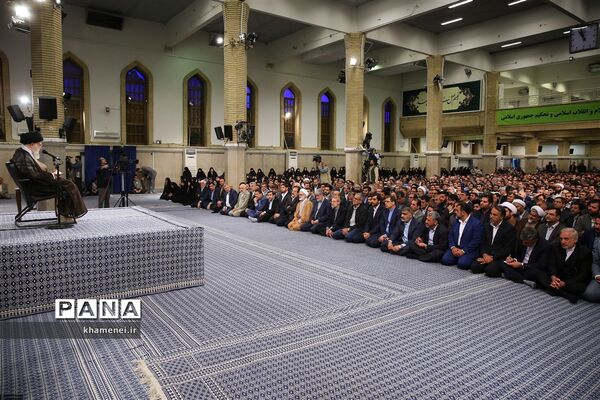 دیدار رئیس و نمایندگان مجلس شورای اسلامی با مقام معظم رهبری