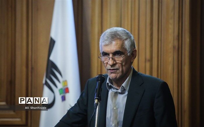 شهردار تهران در  پاسخ به پانا : شهر را با روش خودم اداره می‌کنم