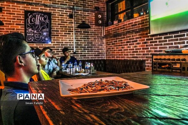 تب و تاب بازی ایران و اسپانیا در شهر