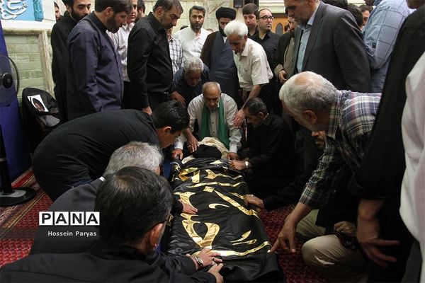 مراسم تشییع مرحوم حجت الاسلام‌سیدعلی اکبرحسینی