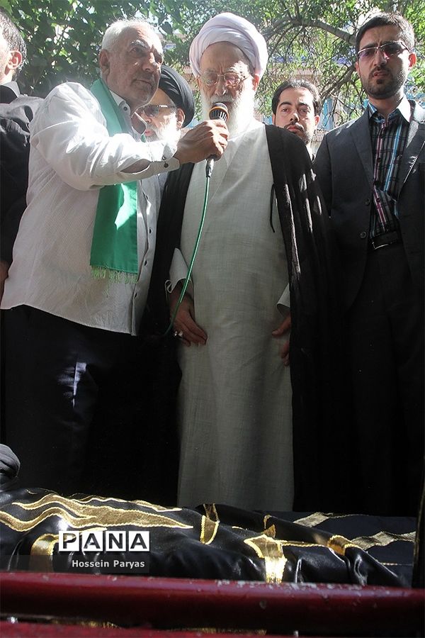 مراسم تشییع مرحوم حجت الاسلام‌سیدعلی اکبرحسینی