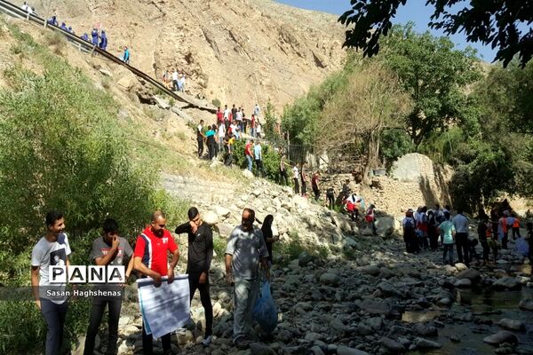 حضور ورزشکاران شهرستان اسلامشهر در طرح پاکسازی رودخانه کن