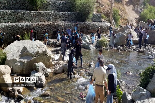 حضور ورزشکاران شهرستان اسلامشهر در طرح پاکسازی رودخانه کن