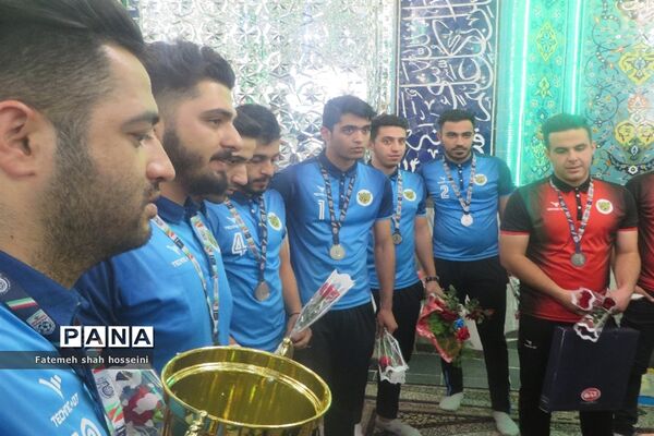 مراسم استقبال از ورزشکاران تیم فوتسال شهرستان فیروزکوه