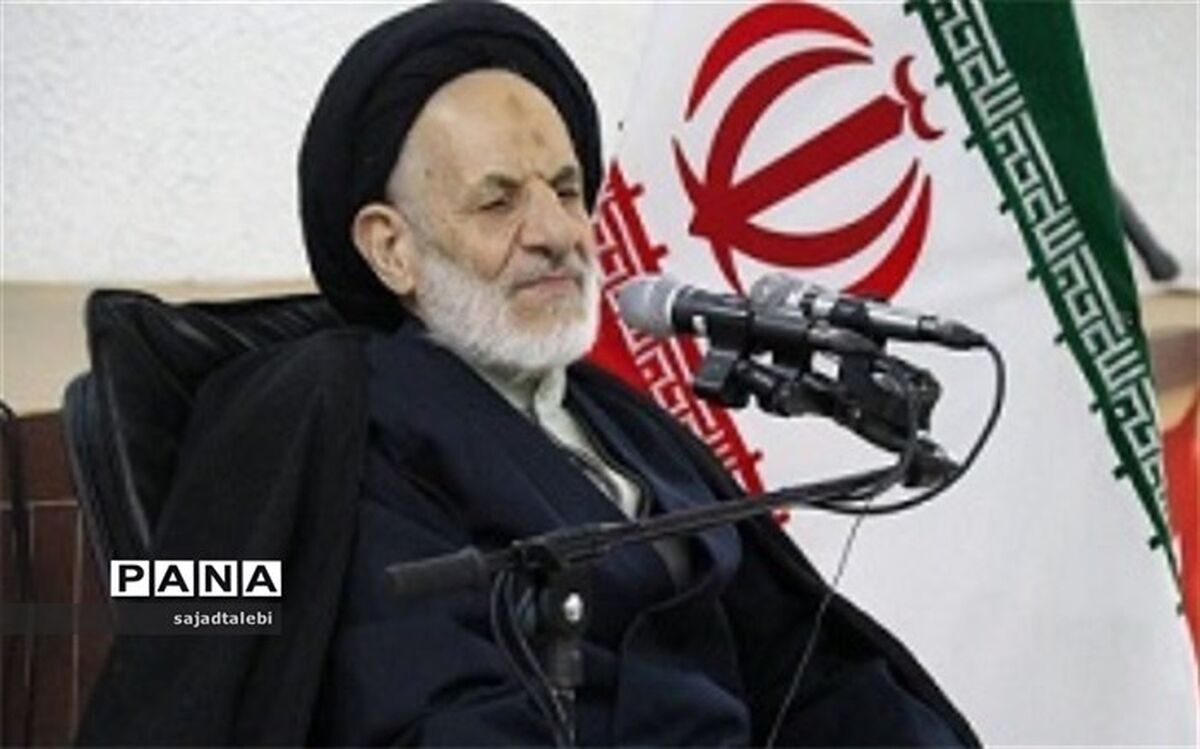 ایستادگی در برابر دشمنان اسلام نیازمند بصیرت بالایی است