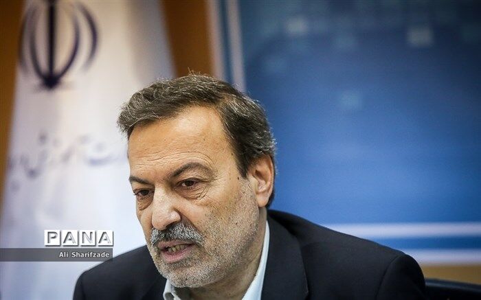 معاون متوسطه آموزش‌وپرورش: کارگروه حل مشکلات آموزش‌وپرورش بین‌فرهنگی تشکیل شود