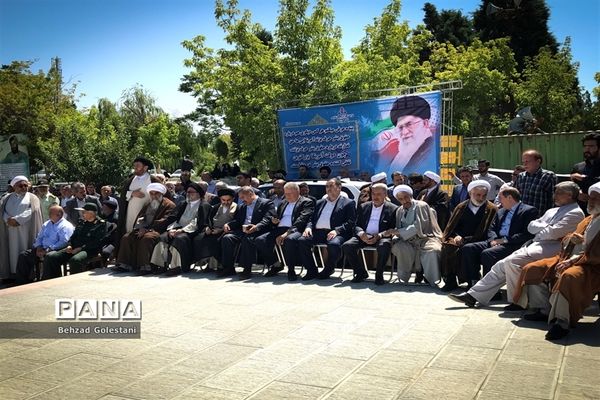 غبار روبی مزار شهدا بمناسبت هفته قوه قضاییه و گرامیداشت حجت الاسلام و المسلمین شیخ غلامرضا حسنی