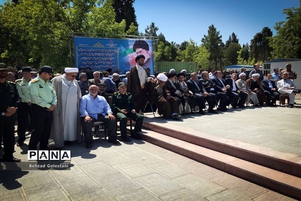 غبار روبی مزار شهدا بمناسبت هفته قوه قضاییه و گرامیداشت حجت الاسلام و المسلمین شیخ غلامرضا حسنی