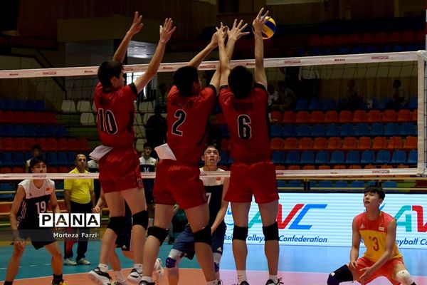 مسابقات قهرمانی والیبال نوجوانان آسیا در تبریز/ژاپن 3 -0– چین