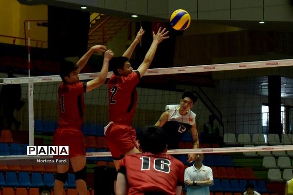 مسابقات قهرمانی والیبال نوجوانان آسیا در تبریز/ژاپن 3 -0– چین