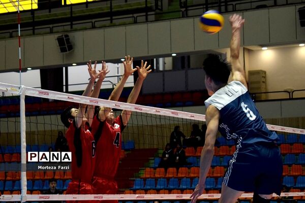 مسابقات قهرمانی والیبال نوجوانان آسیا در تبریز/ژاپن 3 -0– چین