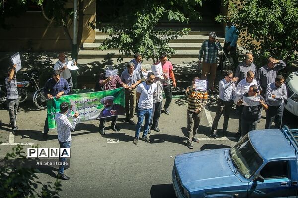 نشست خبری وزیر صنعت،‌ معدن و تجارت