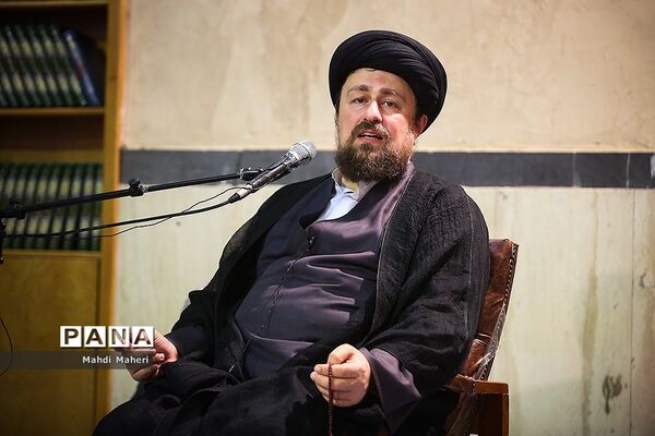 دیدار برگزیدگان کنگره ملی پرسش مهر18 با سید حسن خمینی