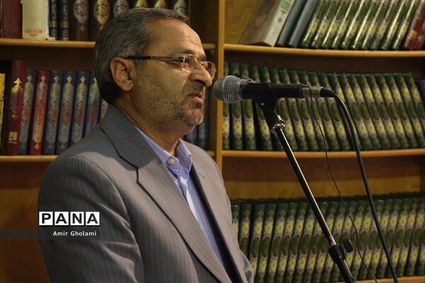 دیدار برگزیدگان کنگره ملی پرسش مهرهجدهم با سید حسن خمینی