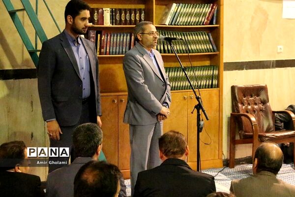 دیدار برگزیدگان کنگره ملی پرسش مهرهجدهم با سید حسن خمینی