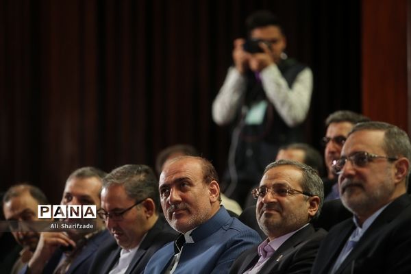 مراسم اختتامیه کنگره پرسش مهر رئیس جمهوری