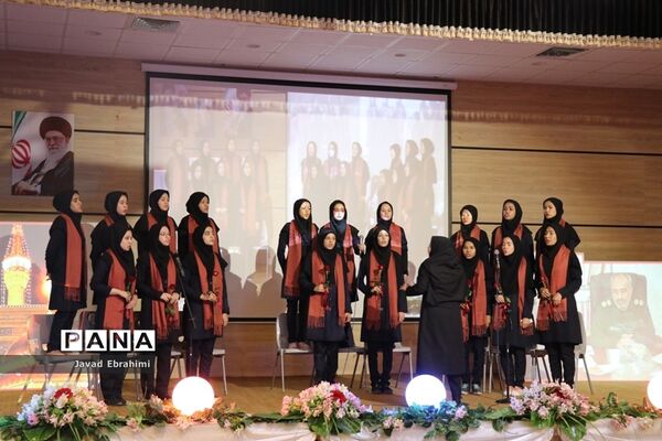مراسم تجلیل از مدیر سابق آموزش پرورش تبادکان