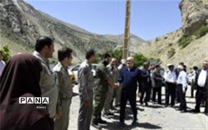 بازدید استاندار البرز از مرکز اشتغالزایی روستایی، پایگاه محیط بانان و  مرکز ساخت پد هلی کوپتر در جاده چالوس