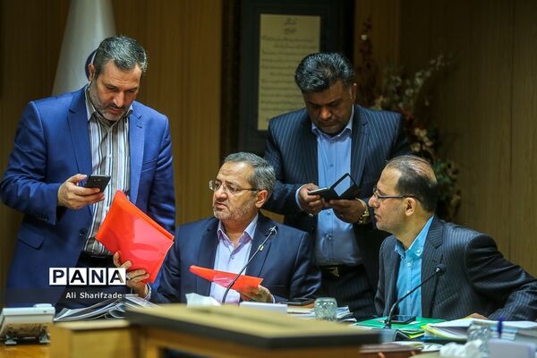 جلسه هیأت امنای سازمان دانش آموزی با حضور وزیر آموزش و پرورش
