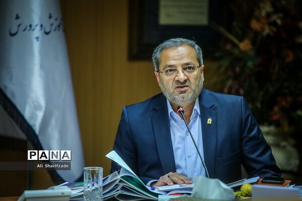 جلسه هیأت امنای سازمان دانش آموزی با حضور وزیر آموزش و پرورش