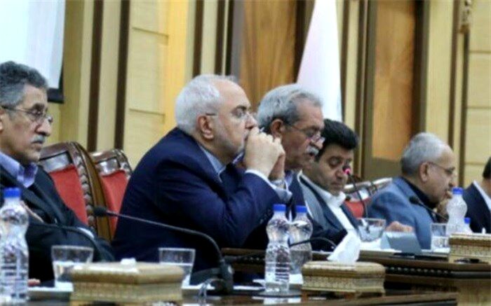 ظریف : خیال نکنید که اگر  روحانی رفت و اصولگرایان آمدند موفق می‌شوند