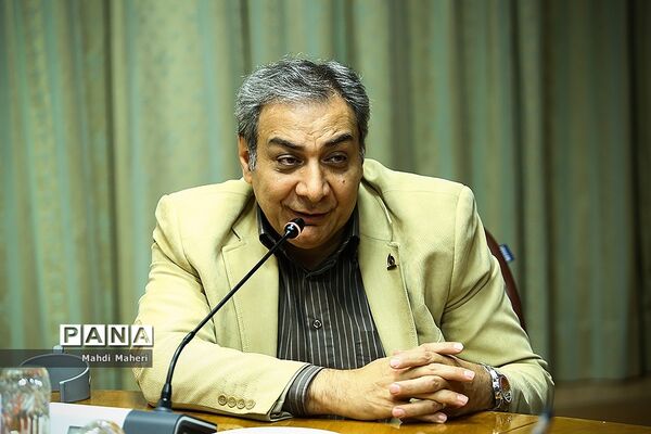 مراسم امضا تفاهم‌نامه وزارت آموزش و پرورش با بنیاد بیماری‌های نادر