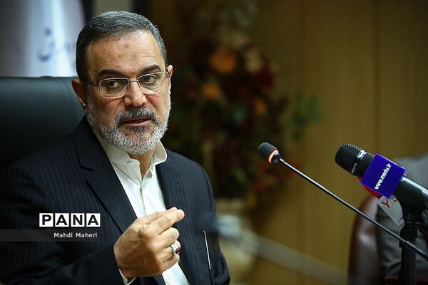 مراسم امضا تفاهم‌نامه وزارت آموزش و پرورش با بنیاد بیماری‌های نادر