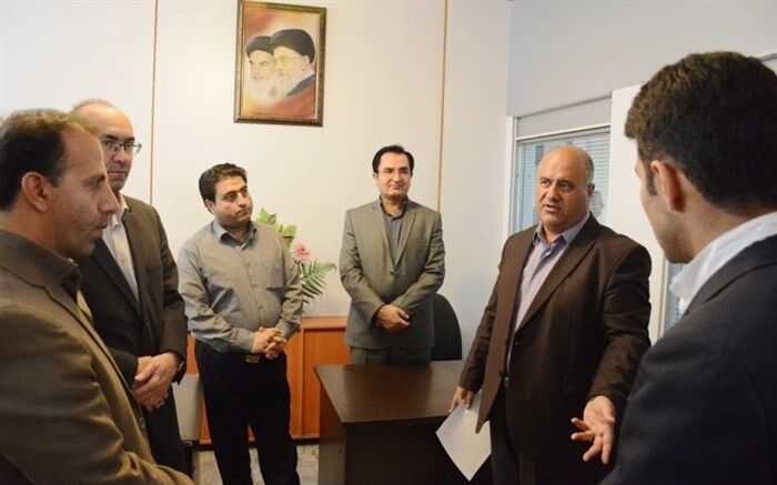 میز خدمت اداره کل آموزش و پرورش استان فعالیت خود را آغاز کرد