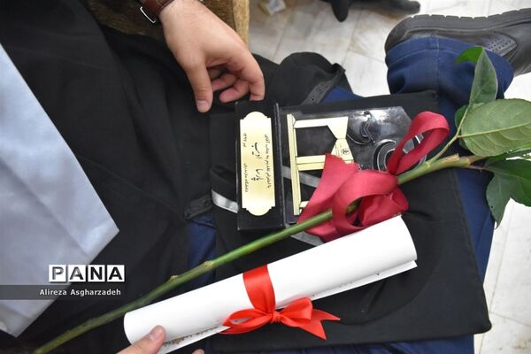جشن فارغ‌التحصیلی دانشجوهای دانشگاه مازندران